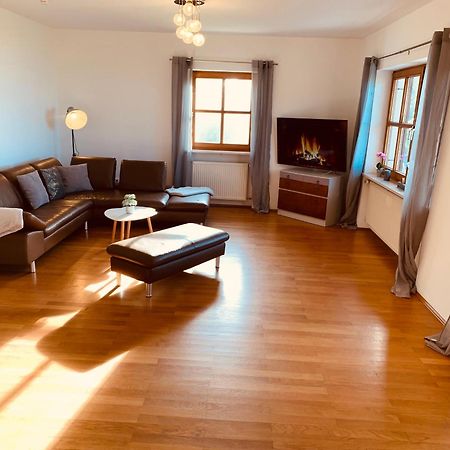 Adlerhorst, 4 Schlafzimmer, Blick In Die Alpen, Parkplatz Thyrnau Exteriör bild