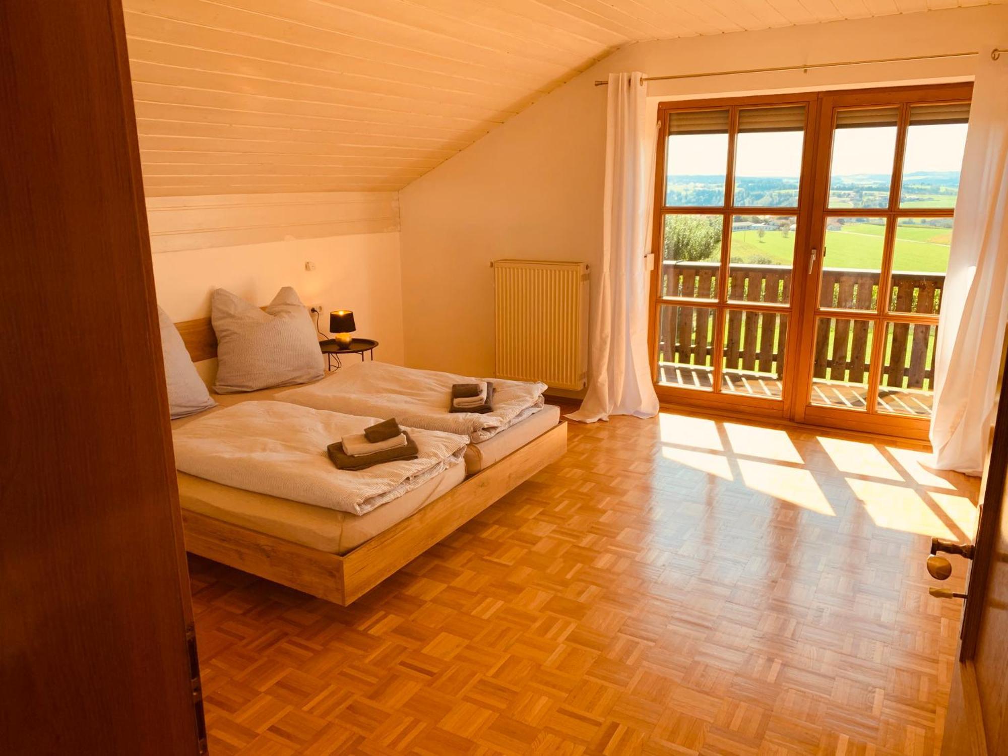 Adlerhorst, 4 Schlafzimmer, Blick In Die Alpen, Parkplatz Thyrnau Exteriör bild